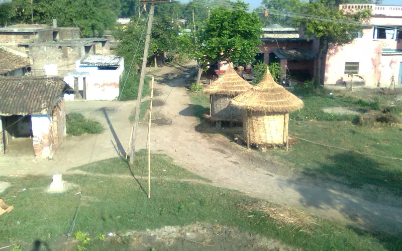 सारण (बिहार) के गाँव के मकान